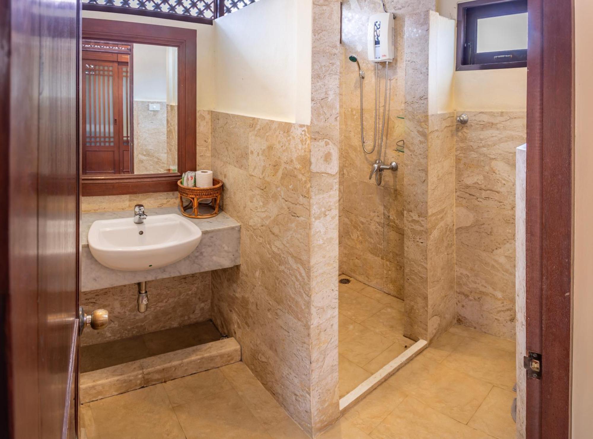 Bali Pool Villa, 5 Min To Walking Street & The Beaches Pattaya Luaran gambar